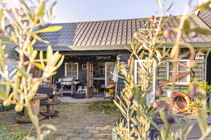 Foto 15 van Hofweerstraat 10