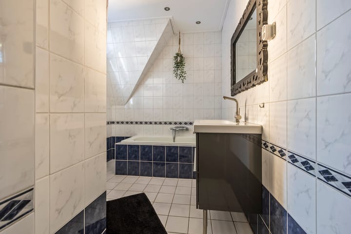 Foto 18 van Hofweerstraat 10