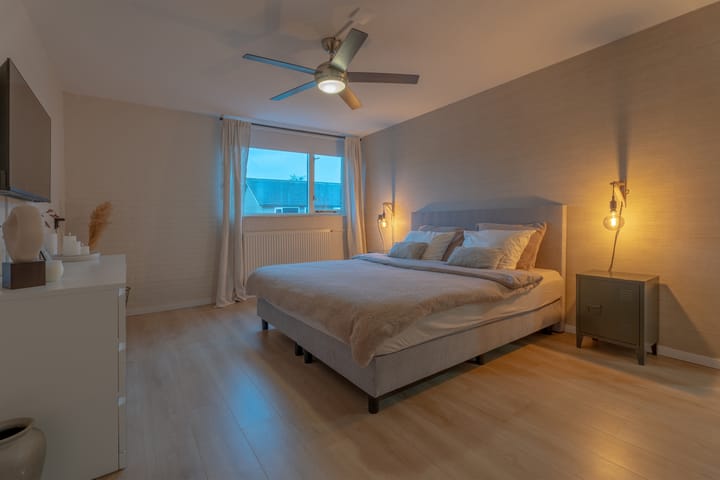 Foto 28 van Bilderdijkhof 16