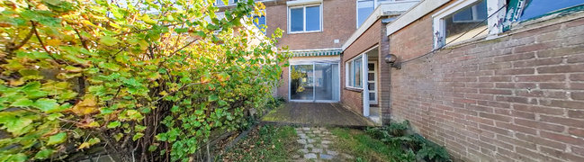 Bekijk 360° foto van Achtertuin van Schoolstraat 8