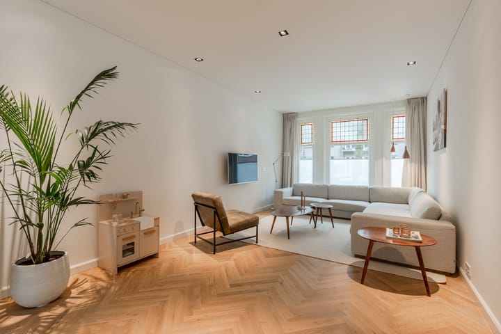 Photo 16 of Maarten Harpertszoon Trompstraat 31-H