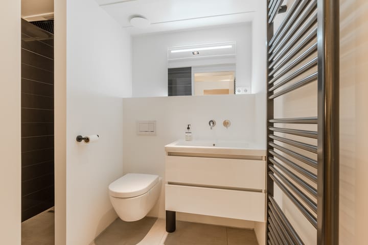 Photo 26 of Maarten Harpertszoon Trompstraat 31-H