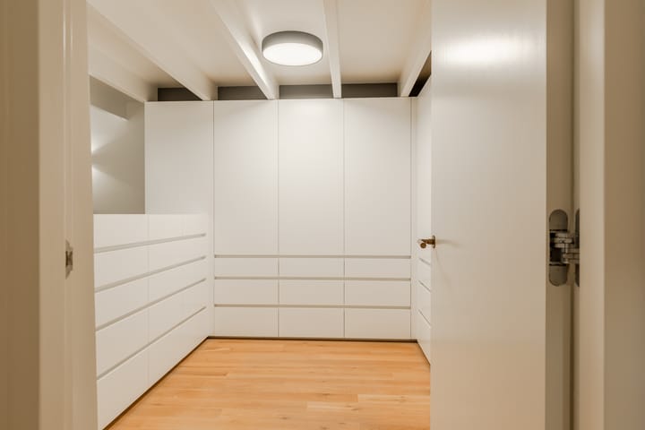 Photo 31 of Maarten Harpertszoon Trompstraat 31-H