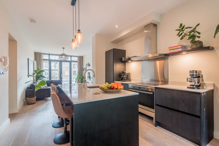 Foto 10 van Maarten Harpertszoon Trompstraat 29-2