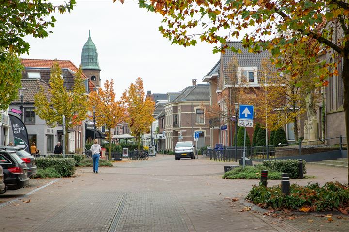 Bekijk foto 40 van Rapenburgsestraat 52