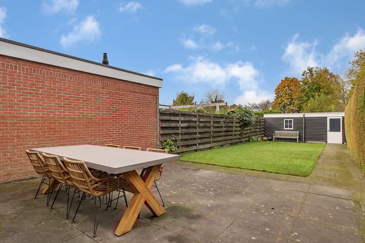 Foto 2 van van Alphenstraat 7