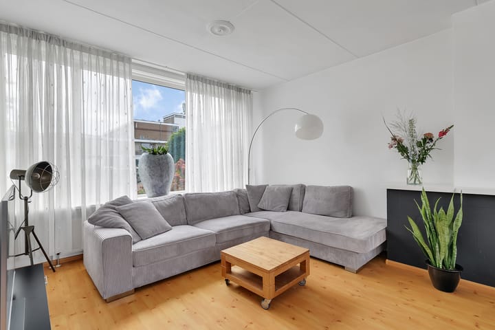 Foto 6 van van Alphenstraat 7