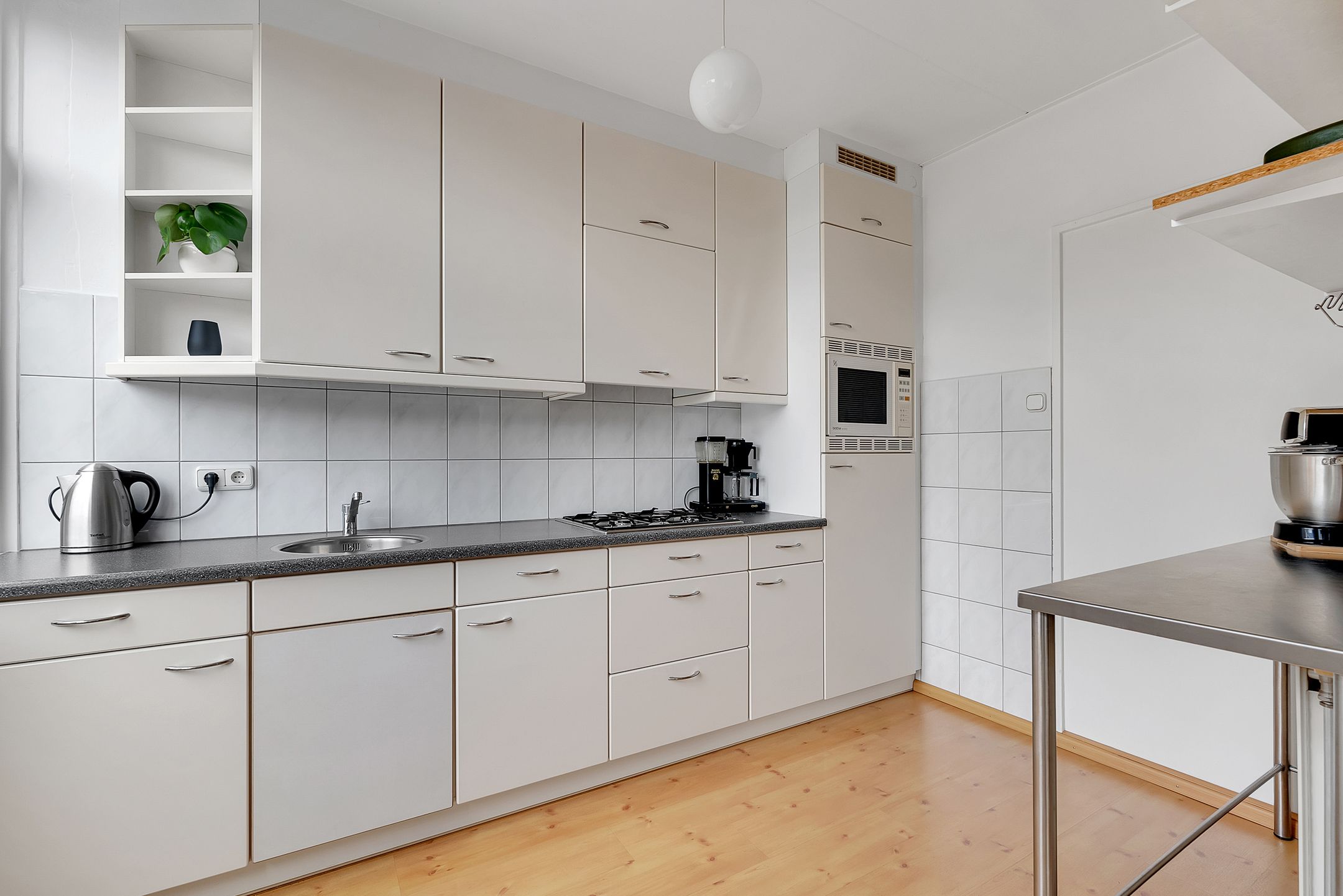 Foto 9 van van Alphenstraat 7