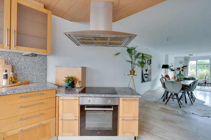 Photo 12 of Tirolstraat 128