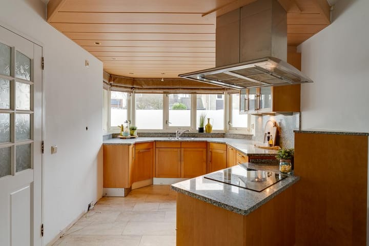 Photo 13 of Tirolstraat 128