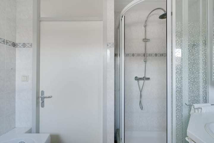 Photo 31 of Tirolstraat 128