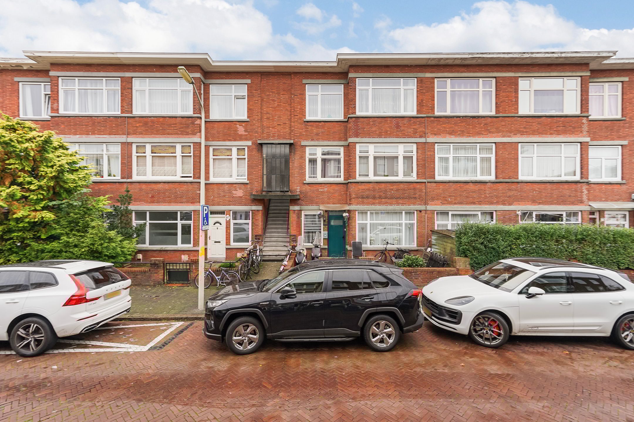 Velpsestraat, 81, Den Haag, 2573SE, Zuid-Holland, Nederland 81 