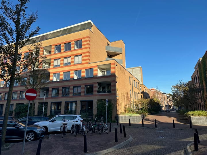 Foto 24 van Carry van Bruggenstraat 8