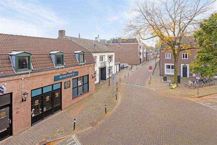 View photo 63 of Henseniusstraat 13-A