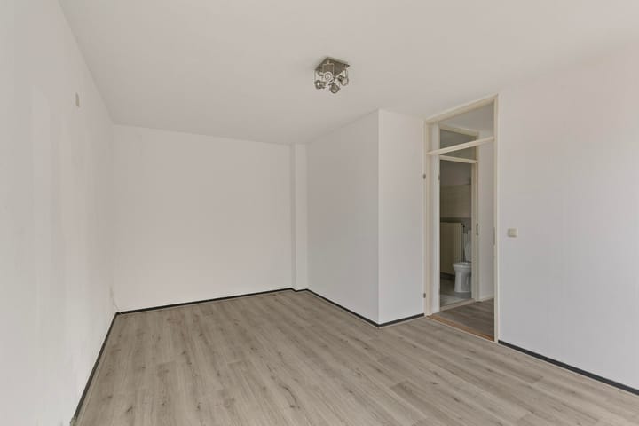 Photo 14 of Geentstraat 17