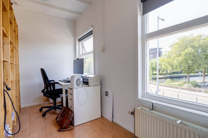 Foto 21 van Makassarstraat 115