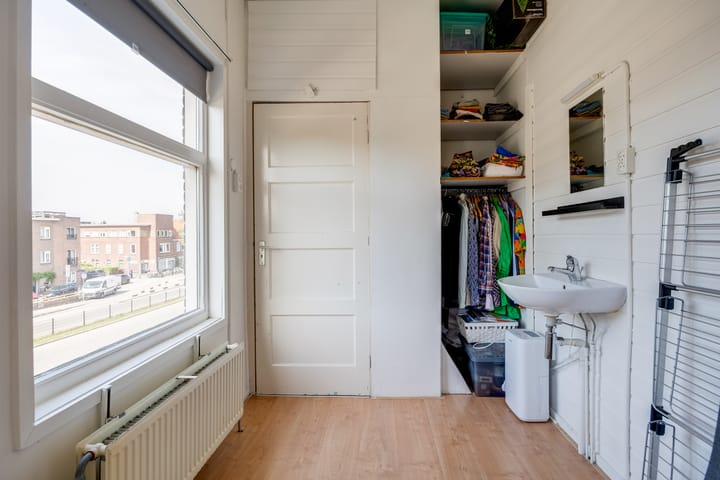 Foto 22 van Makassarstraat 115