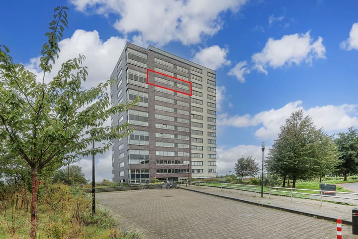 Foto 1 van Simon Carmiggeltstraat 44