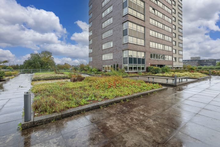 Foto 28 van Simon Carmiggeltstraat 44