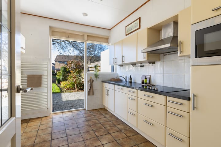 Foto 13 van Klaproosstraat 8