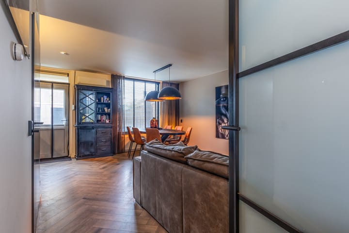 Foto 10 van Buizerdhorst 14