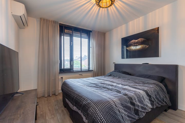 Foto 24 van Buizerdhorst 14