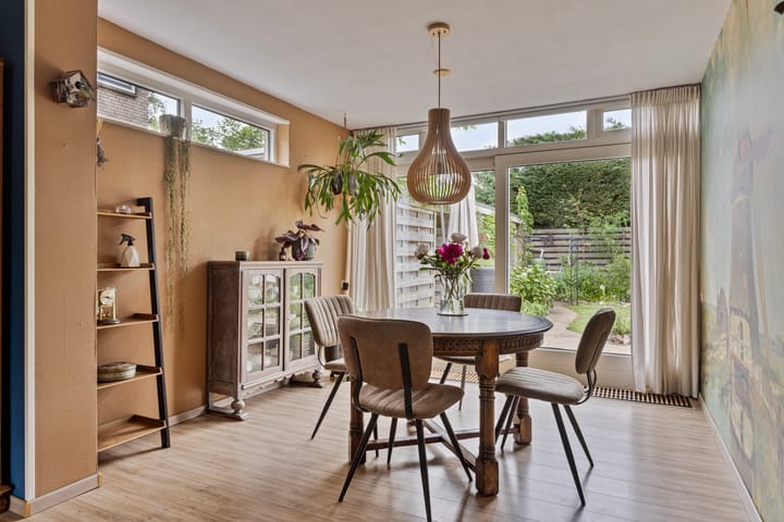 Foto 8 van Burg. Arriënsweg 28