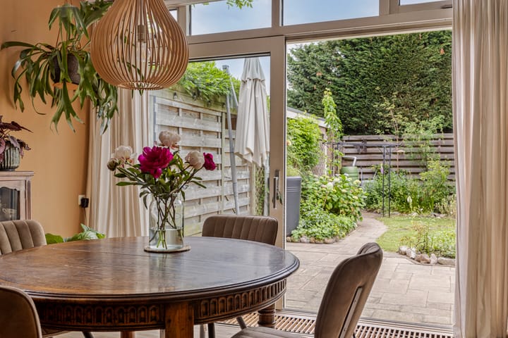 Foto 9 van Burg. Arriënsweg 28