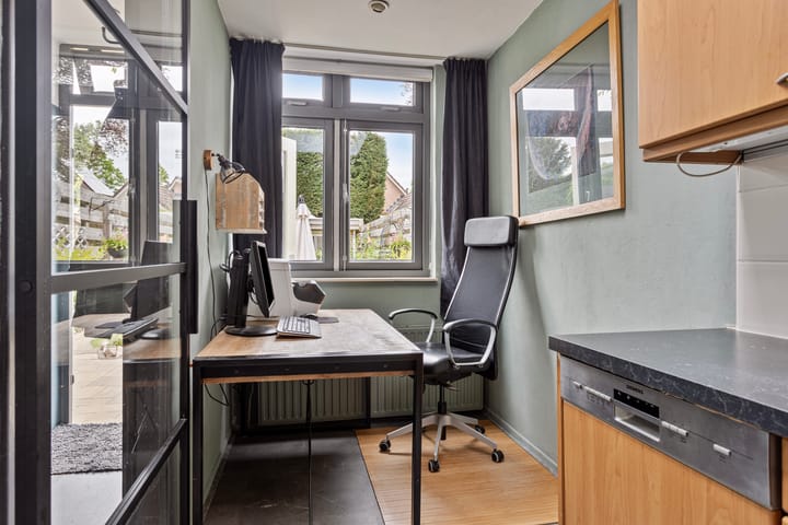 Foto 13 van Burg. Arriënsweg 28