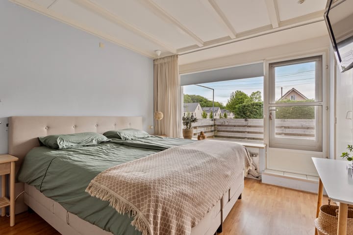 Foto 17 van Burg. Arriënsweg 28