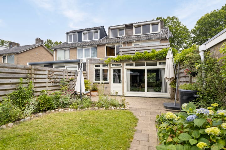 Foto 28 van Burg. Arriënsweg 28