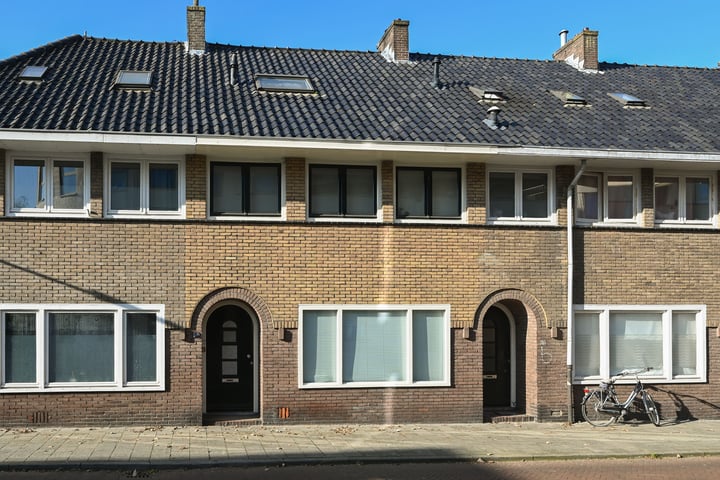 Bekijk foto 1 van Kapelstraat 8-B