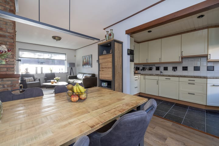 Foto 8 van Eemnesserweg 73