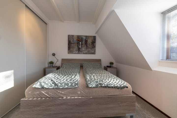 Foto 12 van Eemnesserweg 73