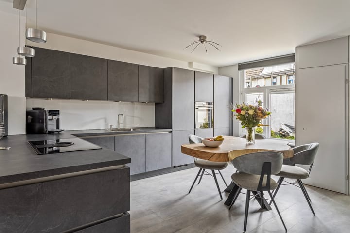 Foto 5 van Wagenmakerhof 3