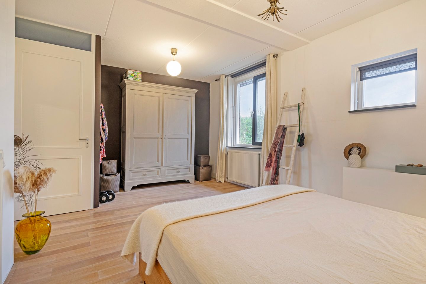 Photo 19 of Conference 7