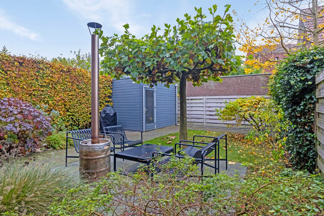 Photo 32 of Conference 7