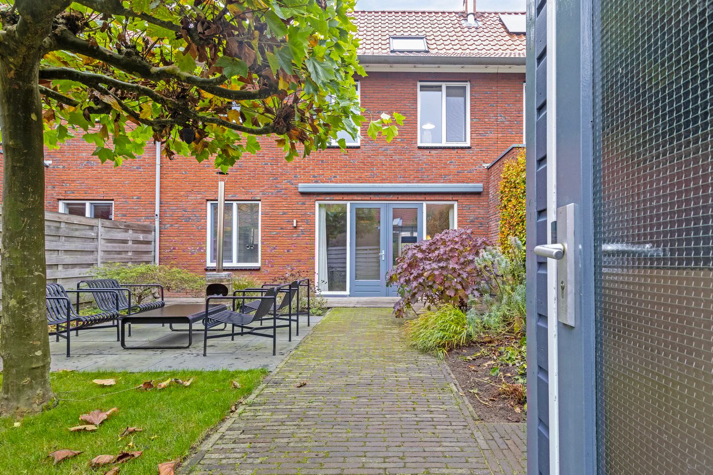 Photo 34 of Conference 7