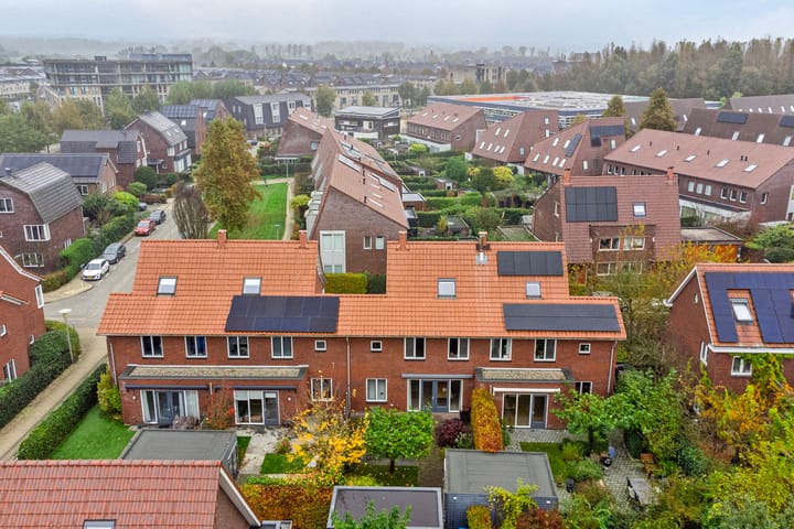 Photo 35 of Conference 7