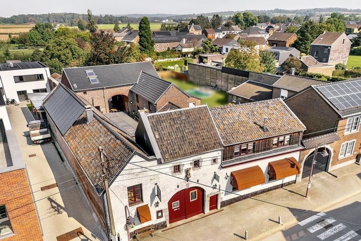 Bekijk foto 2 van Dorpsstraat 28