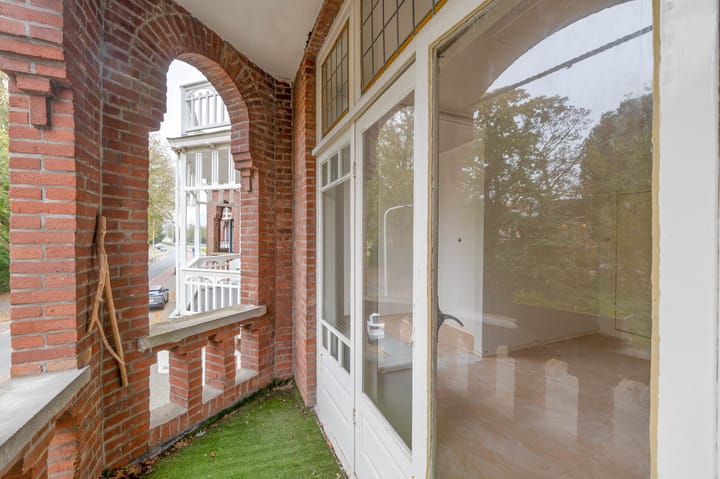 Foto 18 van Van Boetzelaerlaan 12-A