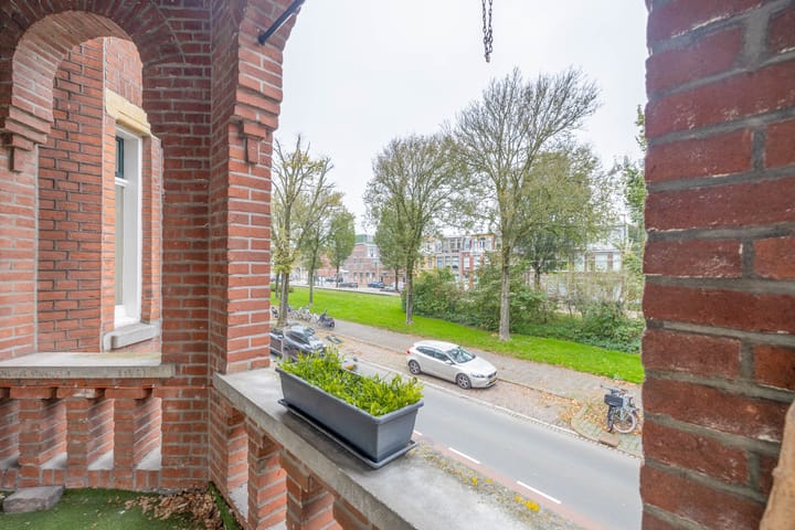 Foto 19 van Van Boetzelaerlaan 12-A