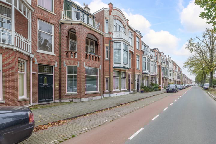 Foto 23 van Van Boetzelaerlaan 12-A