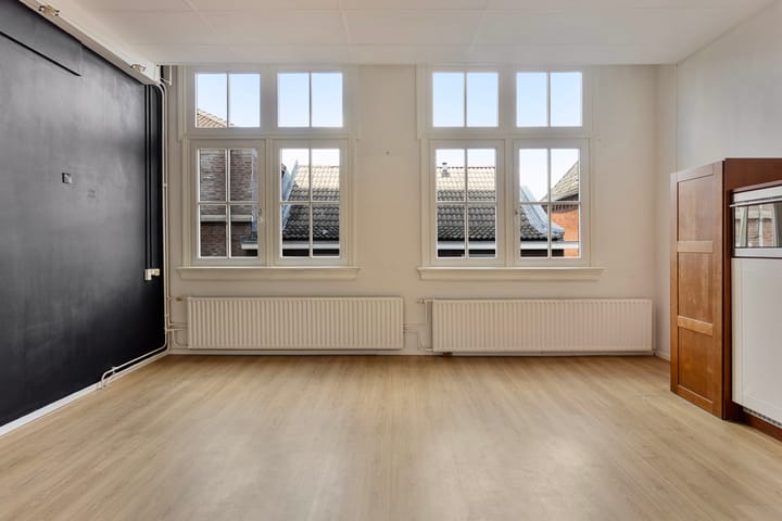 Foto 4 van Monsterstraat 4-E