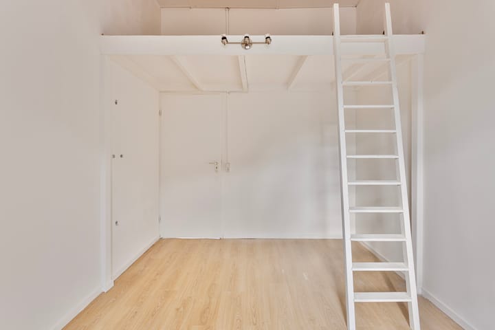 Foto 7 van Monsterstraat 4-E