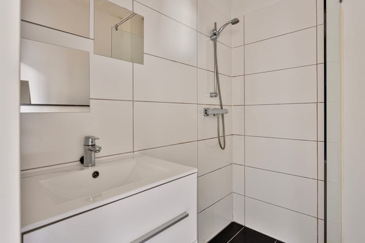 Foto 10 van Monsterstraat 4-E