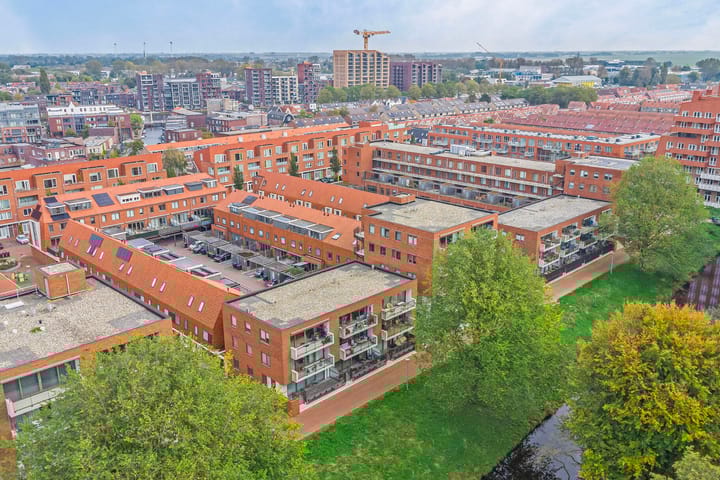 Photo 21 of Catsstraat 32