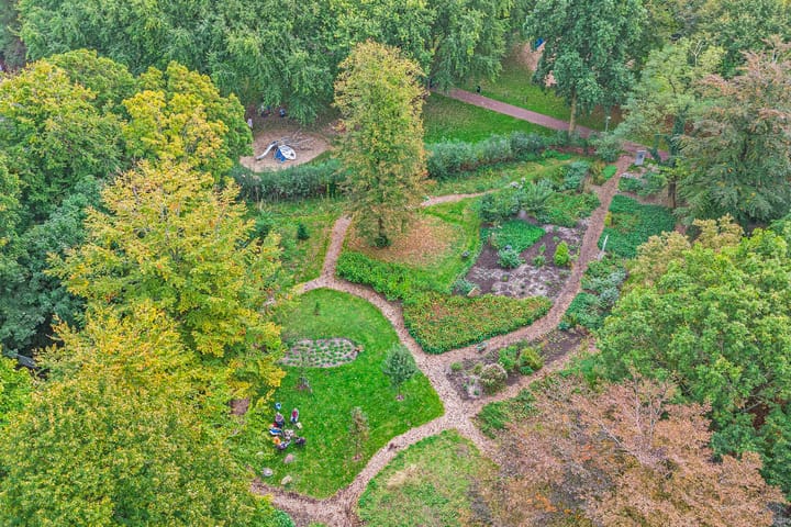 Photo 19 of Catsstraat 32