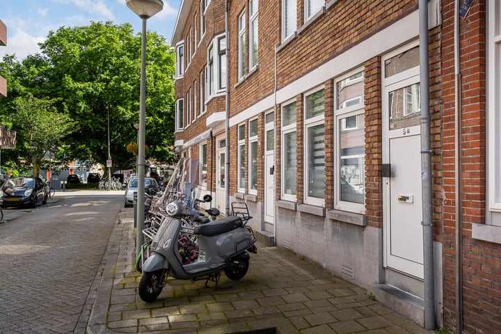 View photo 20 of Halleystraat 5-A