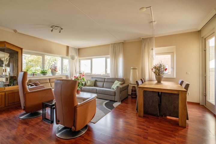 Foto 14 van Stationsweg 263